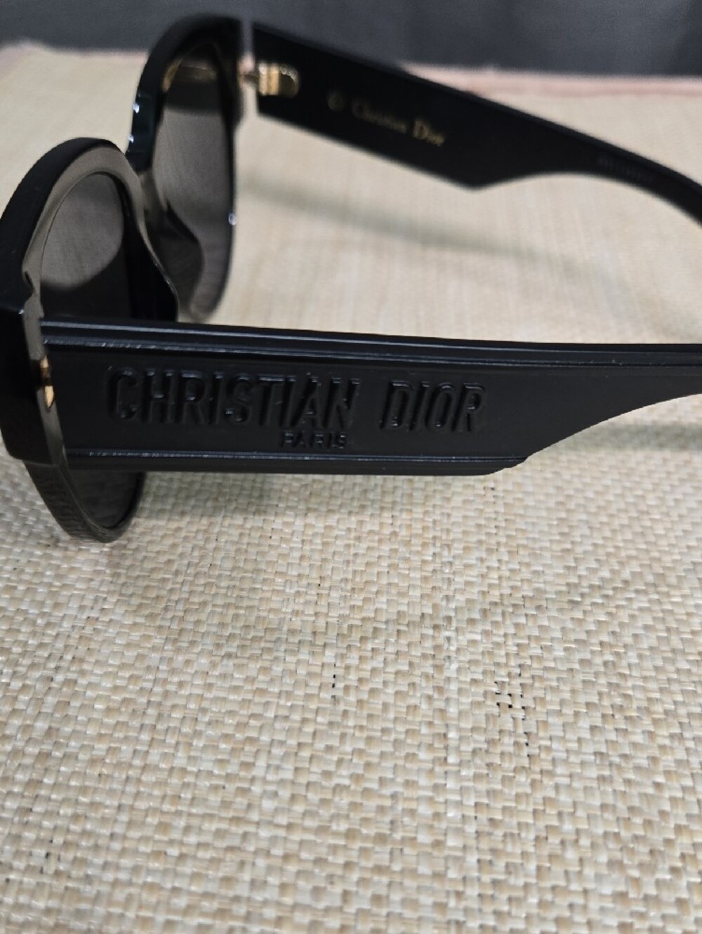 Dior Wildior S2U Black Oversized Cat-Eye Sunglasses - Picture 2 of 14
